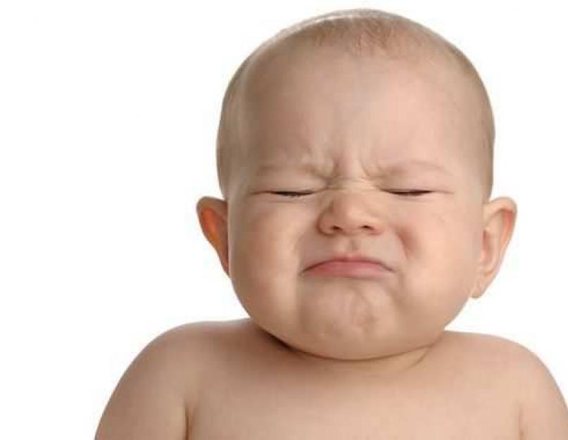 Грудной ребенок плачет во сне комаровский. Ребенок периодически плачет во сне и не просыпается: почему это происходит и что делать? Почему малыш плачет во сне