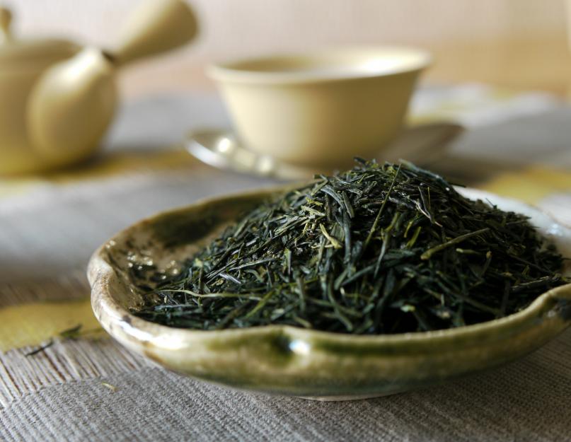 सेन्चा हरी चाय चीन।  जापानी सेन्चा हरी चाय।  स्वादिष्ट पेय कैसे बनाएं