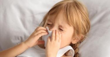 Angina adenovírus fertőzés gyermekeknél, tünetek és kezelés Komarovsky