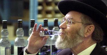 Adolf Shaevich: Jaka jest różnica między wódką koszerną a wódką niekoszerną?